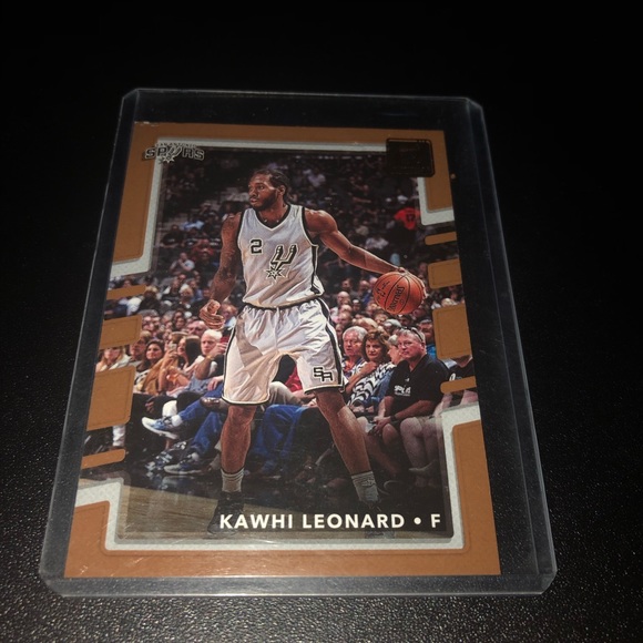 Kawhi Leonard Spurs Basketball Card - Picture 6 of 6